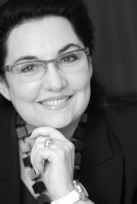 Prestigious Prize for Newcity Brazil: Cynthia Garcia Wins the APCA | Newcity Brazil