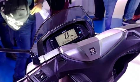 Suzuki Burgman Street 125 Price, Images, Colours, Mileage, Specs & Reviews