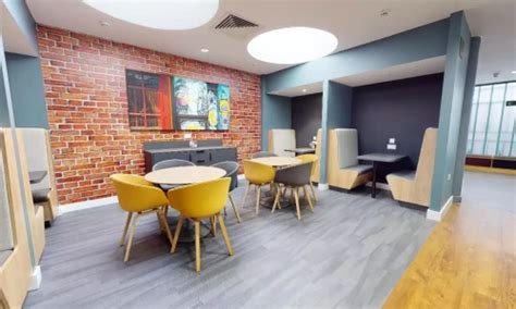 Malvern House London- Admissions, Courses & Fees details