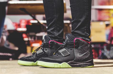 nike air yeezy 3 negro Cheaper Than Retail Price> Buy Clothing ...