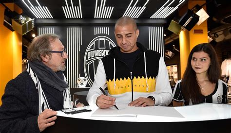 Fans meet Trezeguet at Stadium Megastore - Juventus