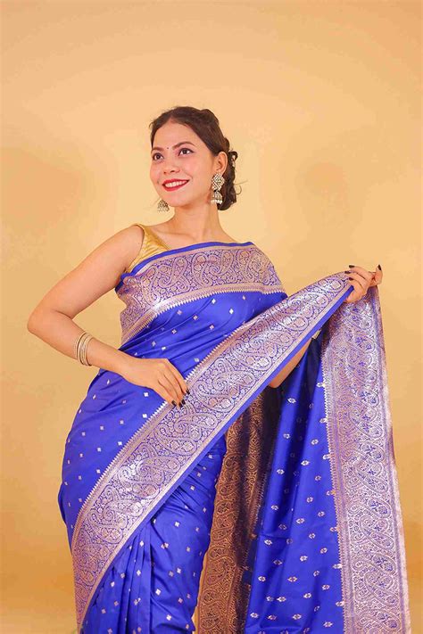 Soft Munga Katan inspired with Rich Pallu , Zari Weaving Border ready