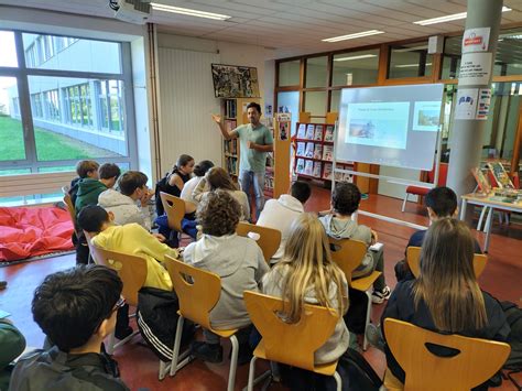 Image result for College Olympe De Gouges Sainte-Pazanne