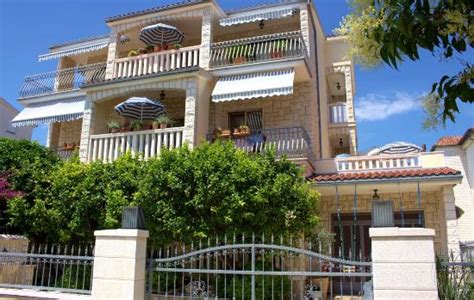 VILLA JAMAN (Kastel Stari) - Apartment Reviews & Photos - Tripadvisor