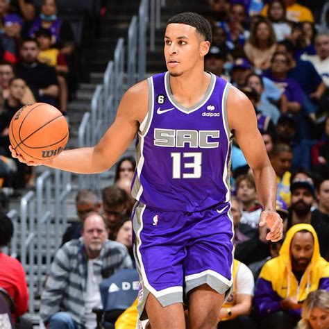 Keegan Murray's Contract: A Deep Dive into its Impact - The Chupitos!