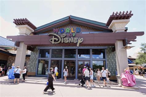 Disney World: ‘White powder alert’ to ‘protein spill’; here are what ...