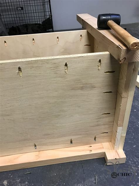 Homemade Changing Table 的图像结果