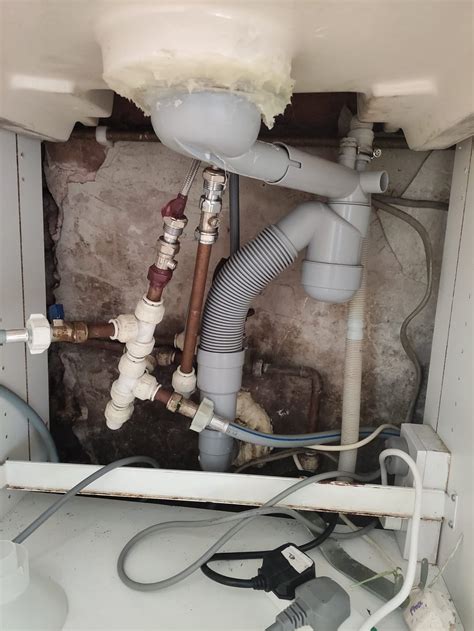 Connect Washing Machine Waste Pipe 的图像结果