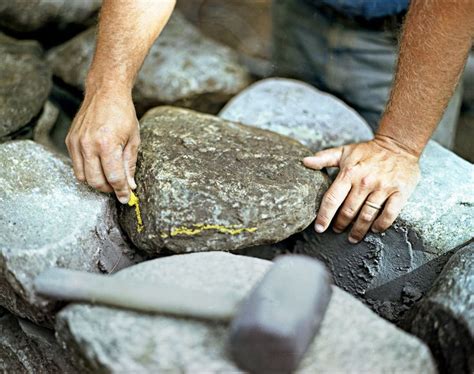 Making a Stone Wall 的图像结果
