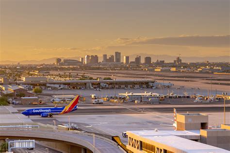 A comprehensive guide to Phoenix Sky Harbor Airport