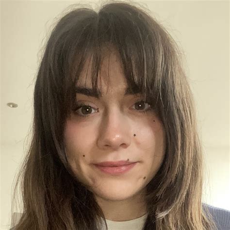 Amelia - - ₹2331/h