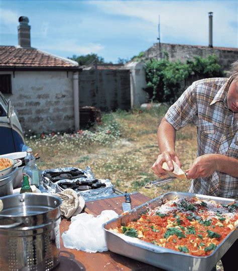 Baked pasta with tomatoes and mozzarella (Pasta al forno  