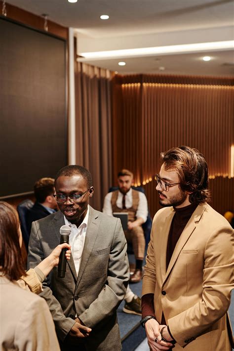 Interview Background Images 的图像结果