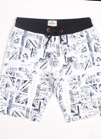 Latest & Trendy Shorts For Boys | Junior | Pepe Jeans India
