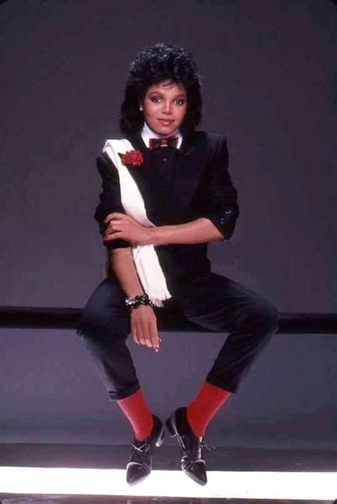 27 Photos of Janet Jackson When She Was Young