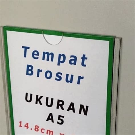Jual Acrylic selipan kertas dinding A5. /tempat brosur A5 - Potrait ...