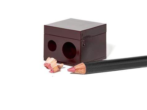A Comprehensive Guide to Pencil Sharpeners for Makeup | Hey6E.com