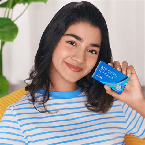 Alcon Air optix Plus Hydraglyde(3 Lens Box) – VC Beauty