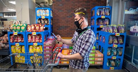 Instacart and Trader Joe's to pay workers to get vaccines, while ...