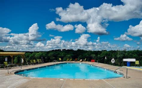 FINGER LAKES HOTEL (Farmington) - Hotel Reviews & Photos - Tripadvisor