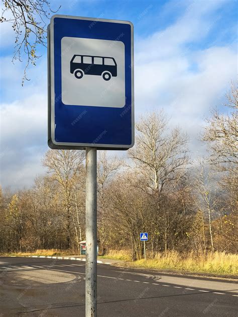 Bus Stop Sign 的图像结果