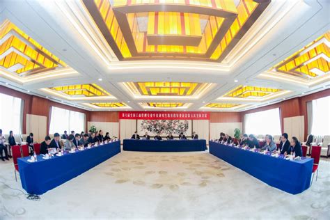 第六届全国工商管理专业学位研究生教育指导委员会第五次全体会议在杭州顺利召开_央广网