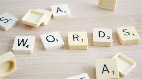 5 Letter Words Starting with MO and Ending in E - Wordle Clue - Try ...