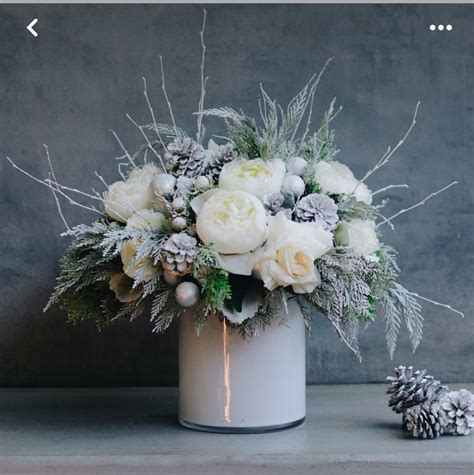 Pin by Denise Sharp on Holiday Decor | Christmas flower arrangements ...