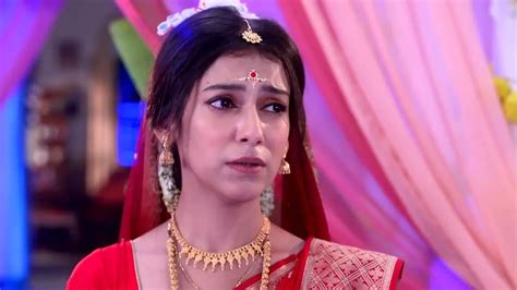 Watch Parna's Request to Krishna | Neem Phooler Madhu Neem Phooler ...