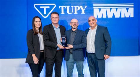 WEG é reconhecida com prêmio de Excelência em Qualidade pela MWM | WEG