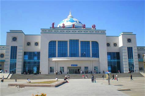 内蒙古兴安盟乌兰浩特市第二中学报告厅项目案例-音桥电子