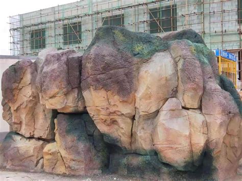 柳州水泥塑石假山定制 水泥直塑假山 芒果雕塑设计 - 阿德采购网