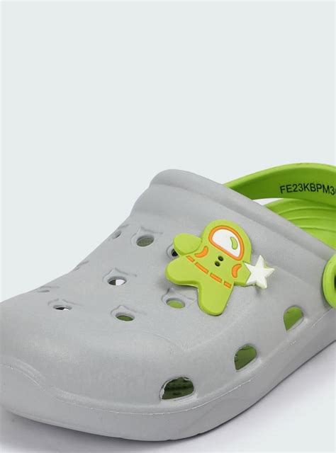 Buy Boys Jibbitz Clogs Online at just Rs. 399.0 - 1000013143734 | Max ...