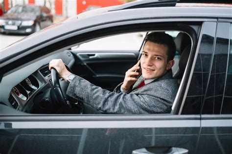 Photo of Business Owner Calling Someone 的图像结果
