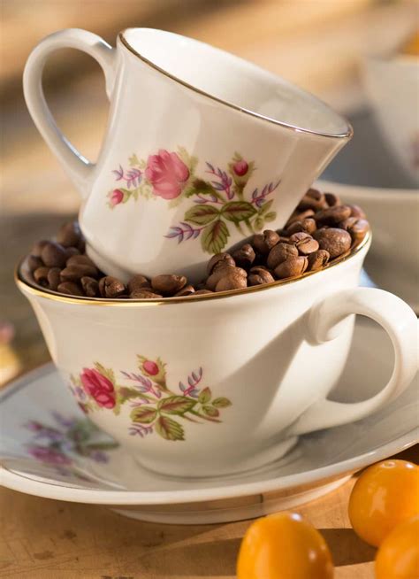 Cada colombiano consume 2,8 kg de café al año, ¿cómo servirlo para ...