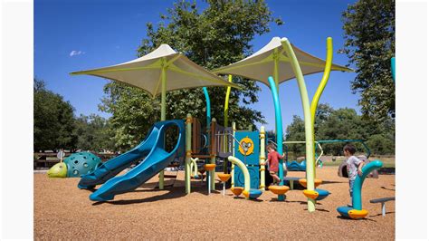 Conejo Creek North Park - Whimsical water and fish-themed playground