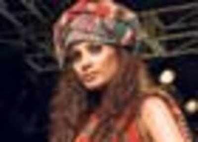 No model for payment - Times of India