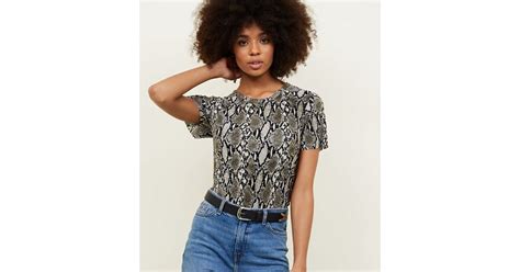 Light Grey Snake Print Plissé T-Shirt | New Look