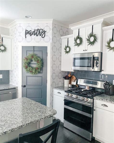 13 Ways to Jazz Up a House With Exquisite Kitchen Wallpaper