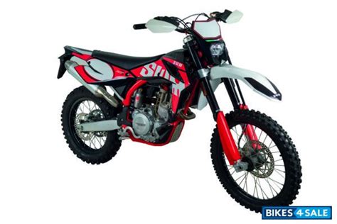 SWM RS 300 R price, specs, mileage, colours, photos and reviews ...