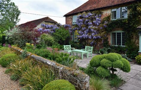 Сад Розмарі Александер Сендхілл Фарм (Sandhill Farm House Garden)