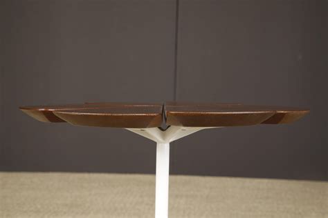 'Petal' Drinks / Side Table by Richard Schultz for Knoll Associates ...