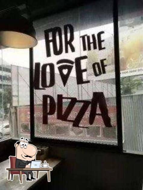Pizza Hut Baner, Pune, Pune - Restaurant menu, prices and reviews