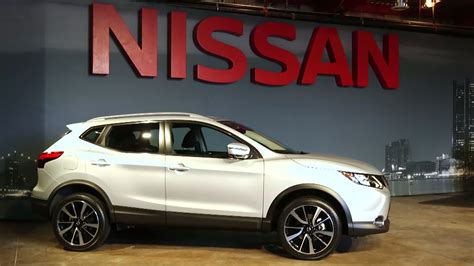 2017 Nissan Rogue Sport takes the stage at NAIAS today – joins record-breaking Rogue lineup this ...