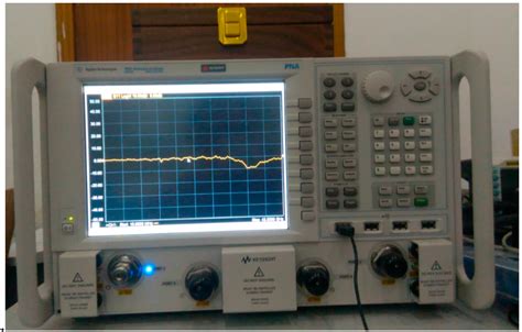 An Omnidirectional Polarization Detector Based on a Metamaterial Absorber