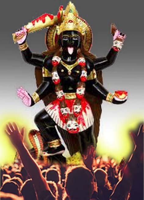 पाताल के इस दरबार में नहीं होती महामाई की आरती