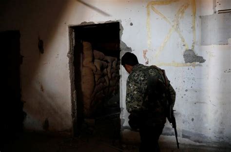 Inside an Islamic State bunker in Raqqa - Photos,Images,Gallery - 75522