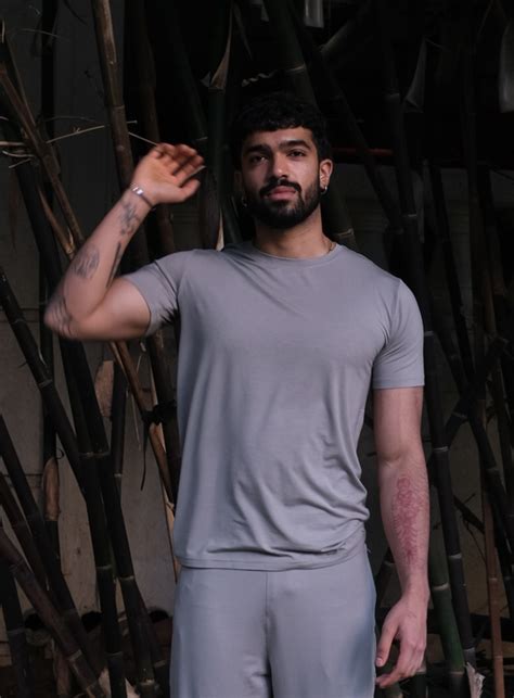 Black Tee - Round Neck Black T-Shirt for Men Online – yamayoga