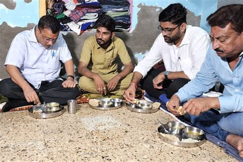 AAP Declares 5-Point Guarantee For Graft-Free Gujarat Govt THE NEW ...