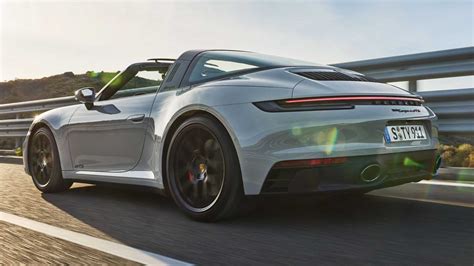 REVIEW: 2021 Porsche 911 Turbo S Coupe - is the best car the German ...